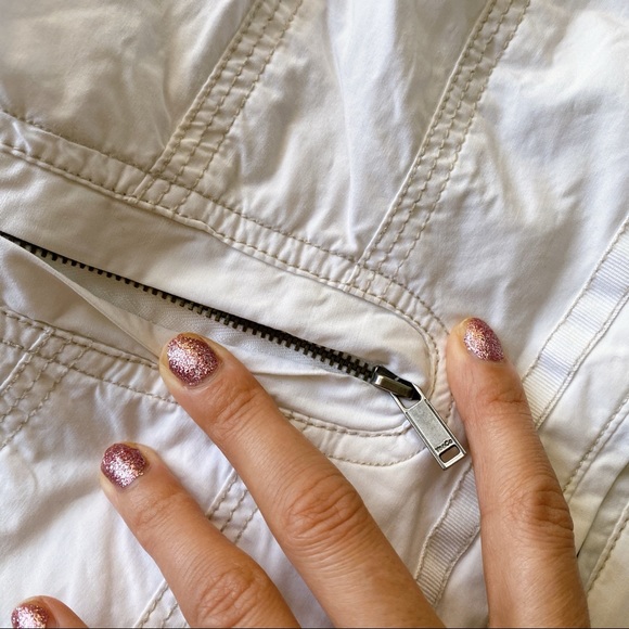 🐚 YESSICA OFF WHITE BASIC STITCHED OUTDOOR JACKET! - Picture 11 of 12